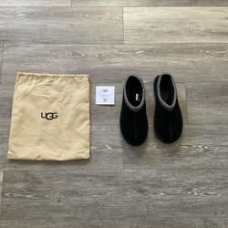 BRAND NEW UGG TASMAN US 10 NEVER USED!