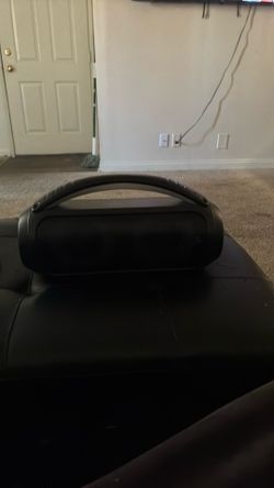 Trailblazer LED wireless speaker