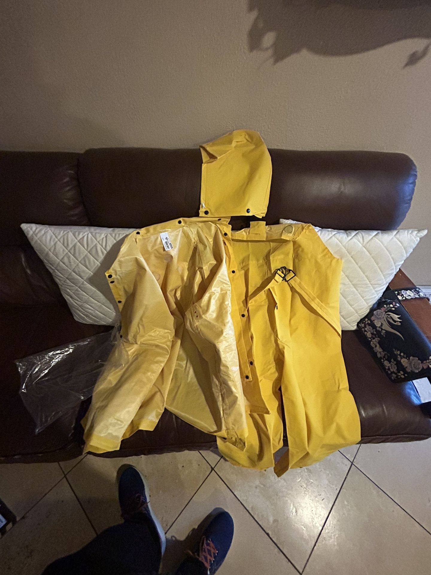 Brand New Rain Suit pants Jacket 