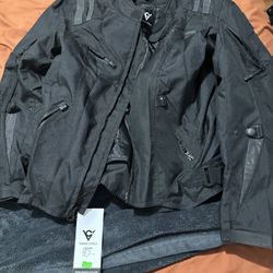New Unworn Large Black Motorcycle Jacket