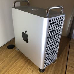 2019 Mac Pro (16 Core, 192 GB RAM, 4 TB)