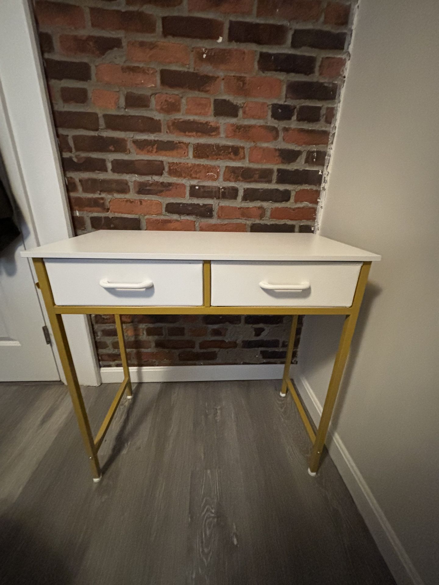White And Gold Desk