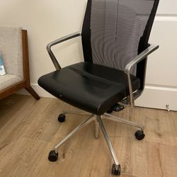 Leather Rolling Office Chair