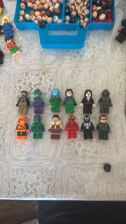 Lego authentic Marvel Villains