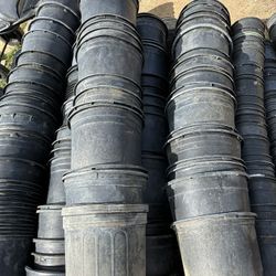 Used plant Pots 5gal (100 for $150)  