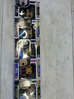 5 Funko Pops