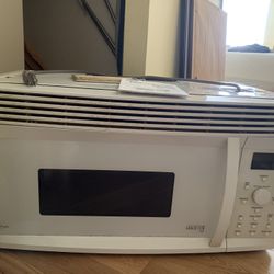 Microwave Oven 