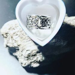 .925 Mexican Silver Ring Size 10 1/2"