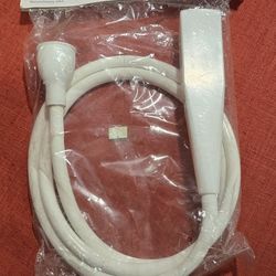 New Shampoo Sprayer Extra Long 5'2

Pick up in San Jose 95121 area