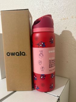 Owala FreeSip Spider-Man 32 oz Water Bottle