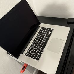 MacBook Pro 2015 15”