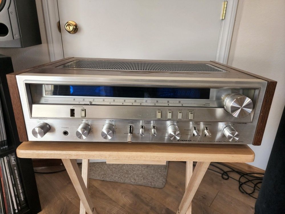 Pioneer SX-3700 Vintage Stereo Receiver 