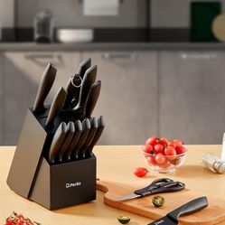 NEW  15 Piece Knife Set for Kitchen with Block, Dishwasher Safe Kitchen Knife Set with Sharpener Rod, Black Coating German Stainl