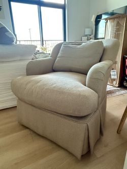 Oversized Upholstered Accent Chair