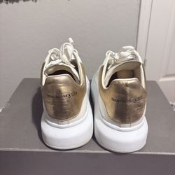 Alexander mcqueens gold