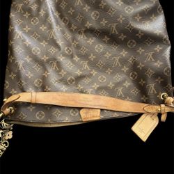 Lv Delightful Pre owned 