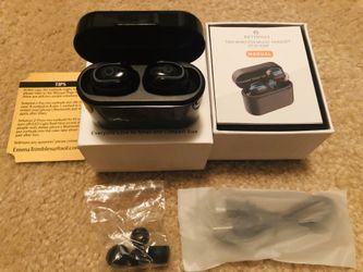 Brand New Wireless Earbuds