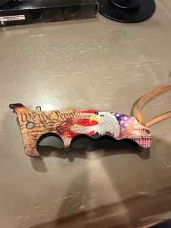 We The People Folding Pocket Knife