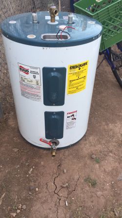 40 gal electric water heater - boiler $140