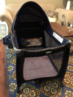 Portable crib