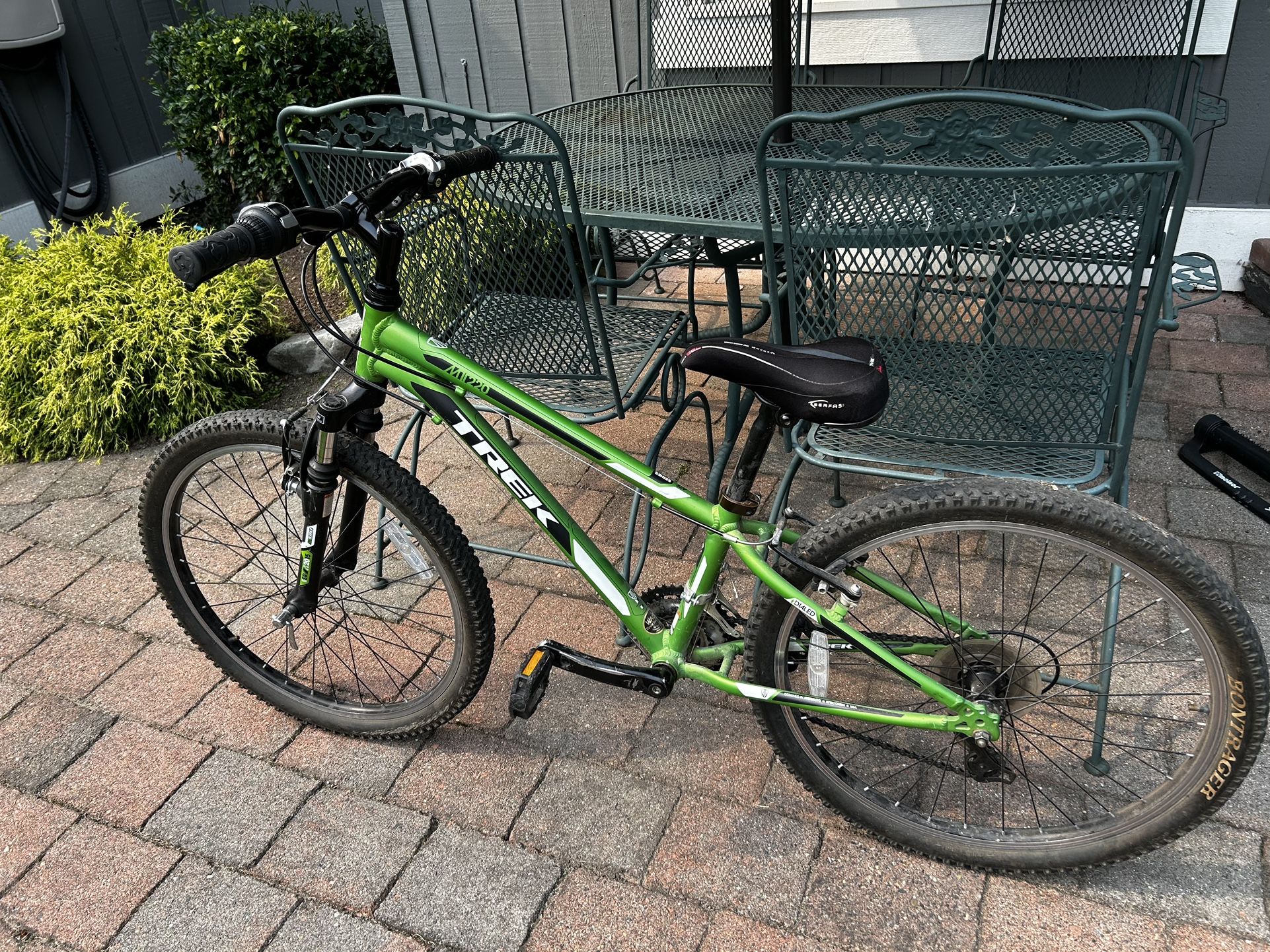 Trek MT220 24” Wheels Kids Mountain Bike for Sale in Issaquah, WA