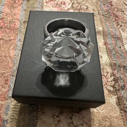 DIAMOND” RING PAPERWEIGHT NOVELTY GIFT OFFICE DECOR CONVERSATION PIECE 
