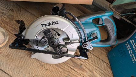 Makita hypoid circular saw