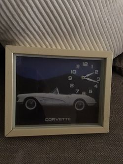 Reloj antiguo trabaja bien