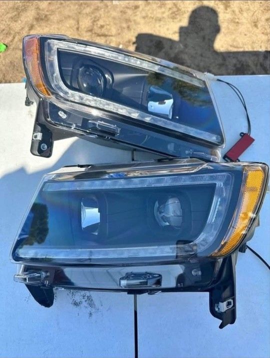 11-13 Jeep Grand Cherokee LED Switchback Headlights Faros Calaveras Micas Luces