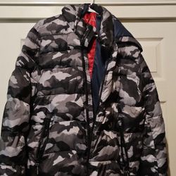 Tommy Hilfiger men’s puffer jacket