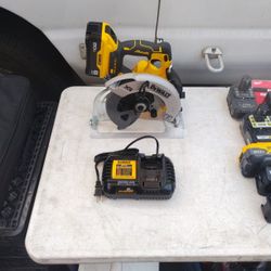 DeWalt Saw 7 1/4
