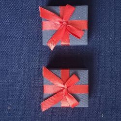  Gift Boxes