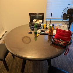 Round Kitchen Table With Four Chairs