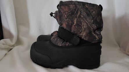 Northside Boy's Size 1 Snow Boots