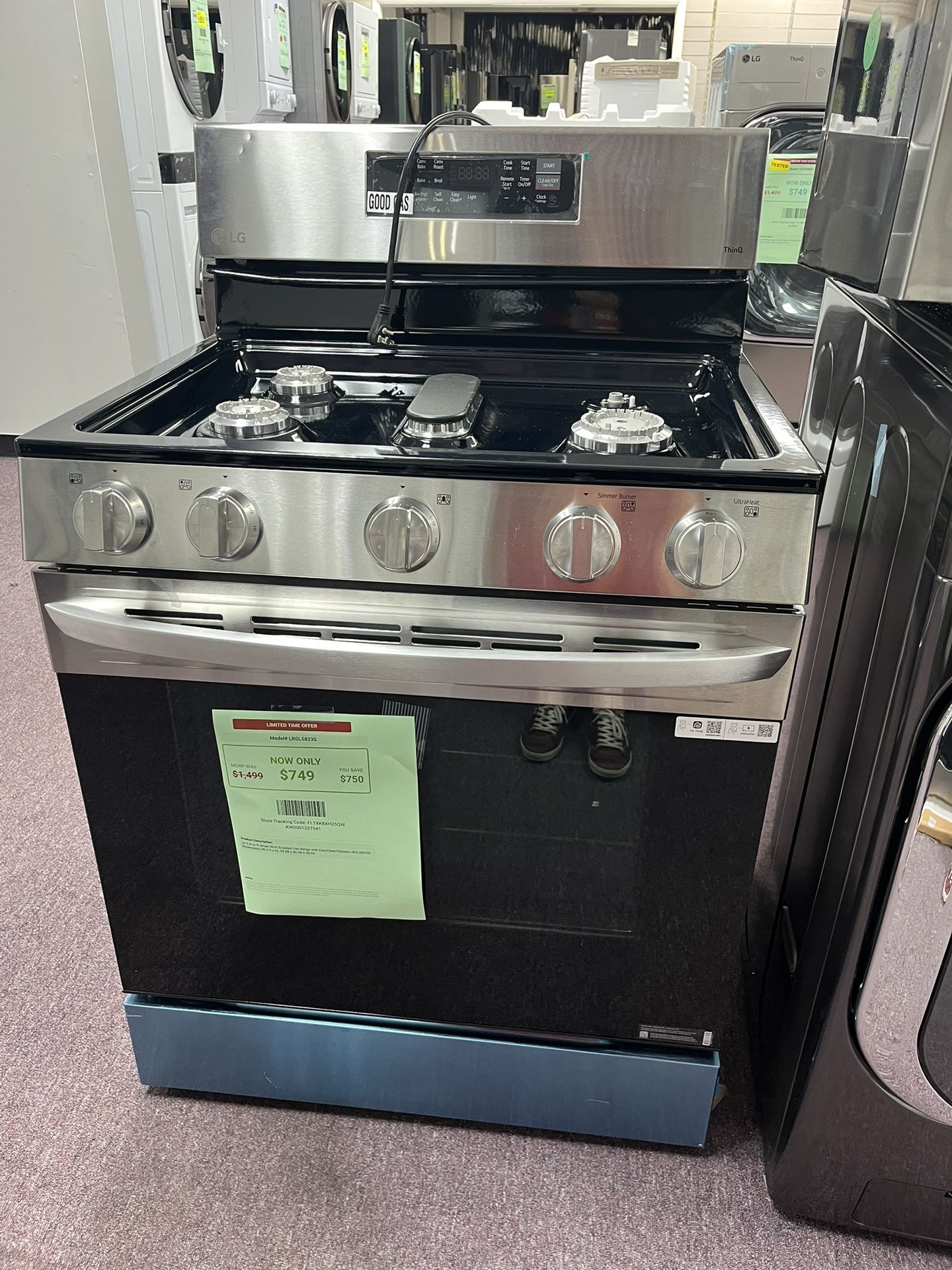 Gas Stove LG Stainless Steel 5 Burners W/ Air Fry Convection
