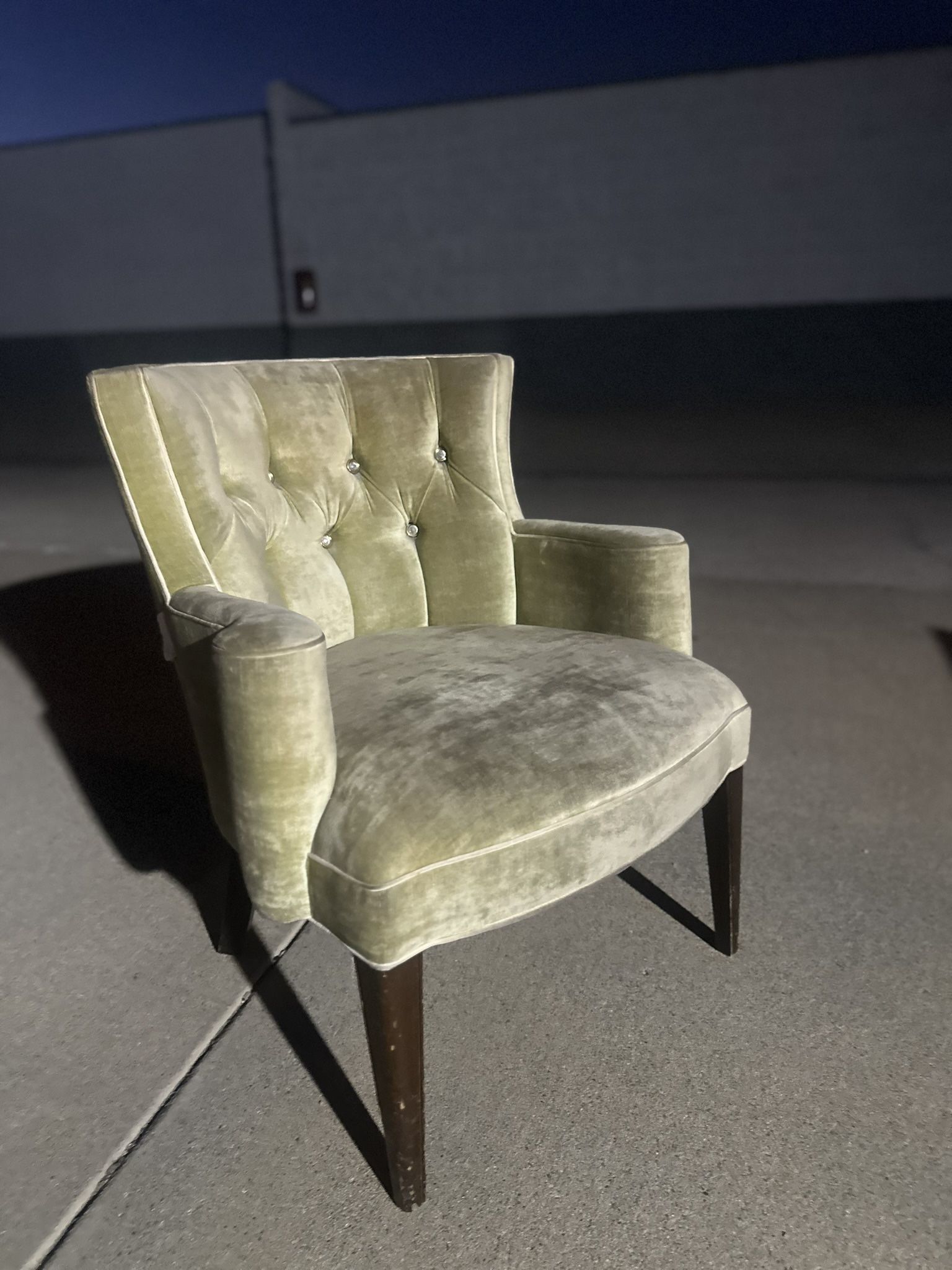 Lounge chair