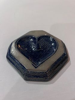 1997 Vintage Rowe Pottery Works Blue Heart Stoneware wall hangar / Spoon rest