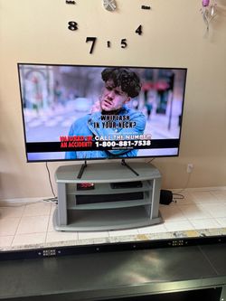 Vizio Tv and stand