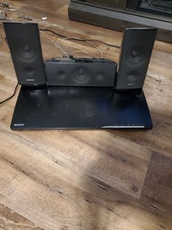 Sony blue ray player with speakers
