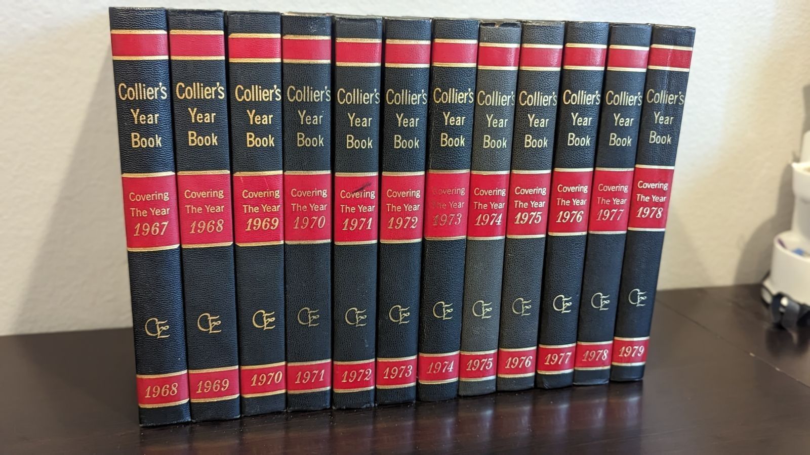 1(contact info removed) Set of 10 Collier's Encyclopedia Yearbooks set Of 12