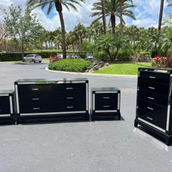 BEAUTIFUL SET DRESSER / CHEST & TWO NIGHTSTAND - ALL W MIRROR DETAIL - SOLID WOOD - BY MALAYSIA FURNITURE - EXCELLENT CONDITION - Delivery Available