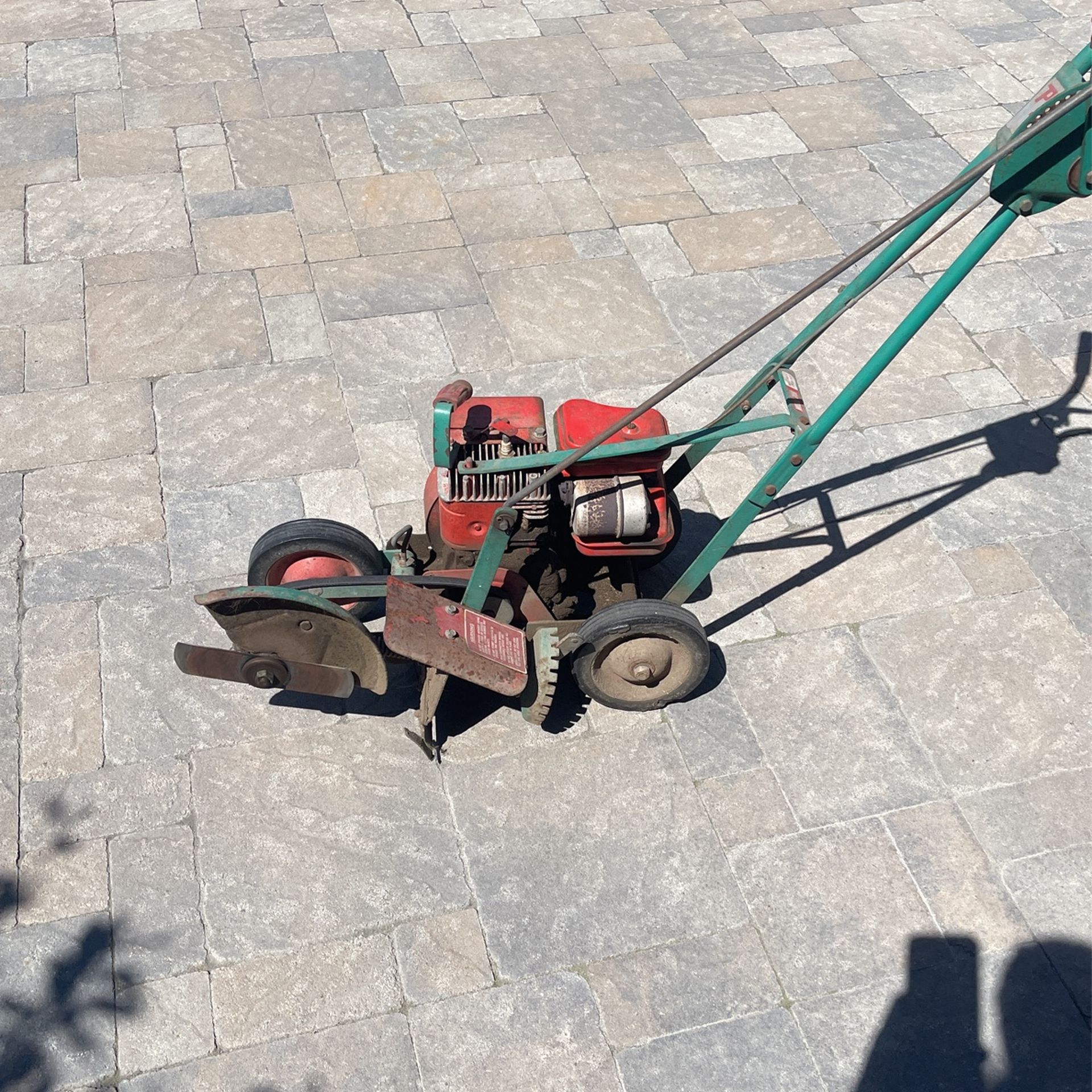 Trim Rite Edger Power trim Edger for Sale in Cypress, CA - OfferUp