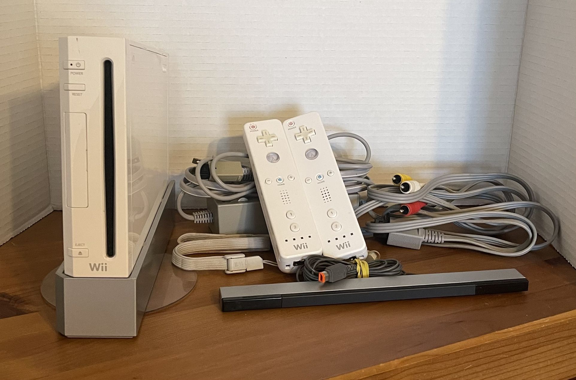 Nintendo Wii Bundle