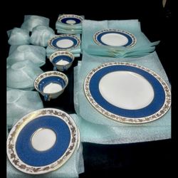 Wedgwood Powder Blue Whitehall bone china 51 pieces W3993 England 