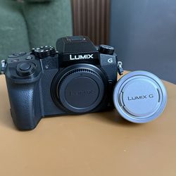 Panasonic Lumix DMC-G7