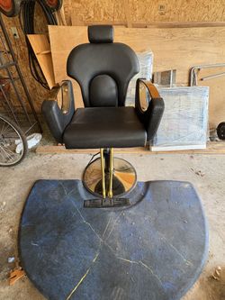 Barber Chair with Mat