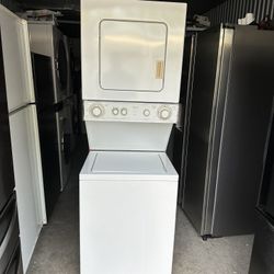 Whirlpool Stakable Washer And Dryer Good Condition Everything Works Fine 