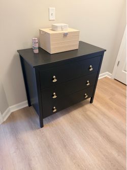 Black dresser