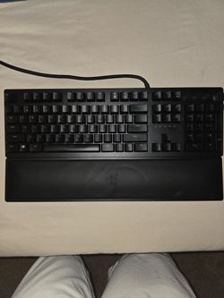 Razer Huntsman Elite - Black W/ Cherry Red