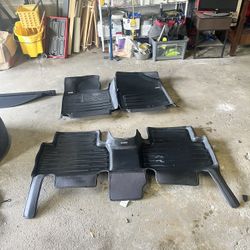 2023 Santa Fe  Floor Mat/spar Tire/tire Hoist/trunk Cover 